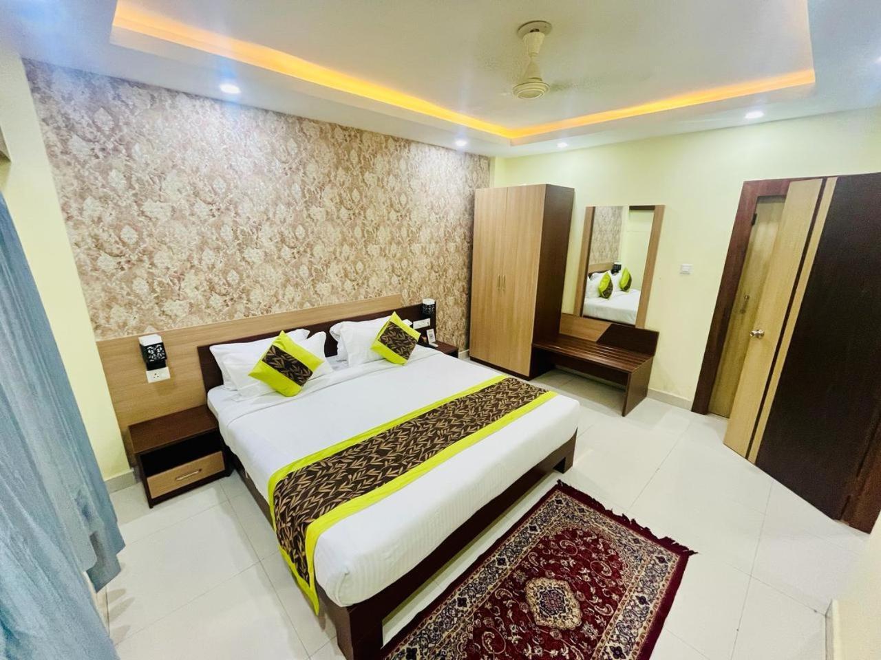 Hotel Four Waves Puri Exterior photo